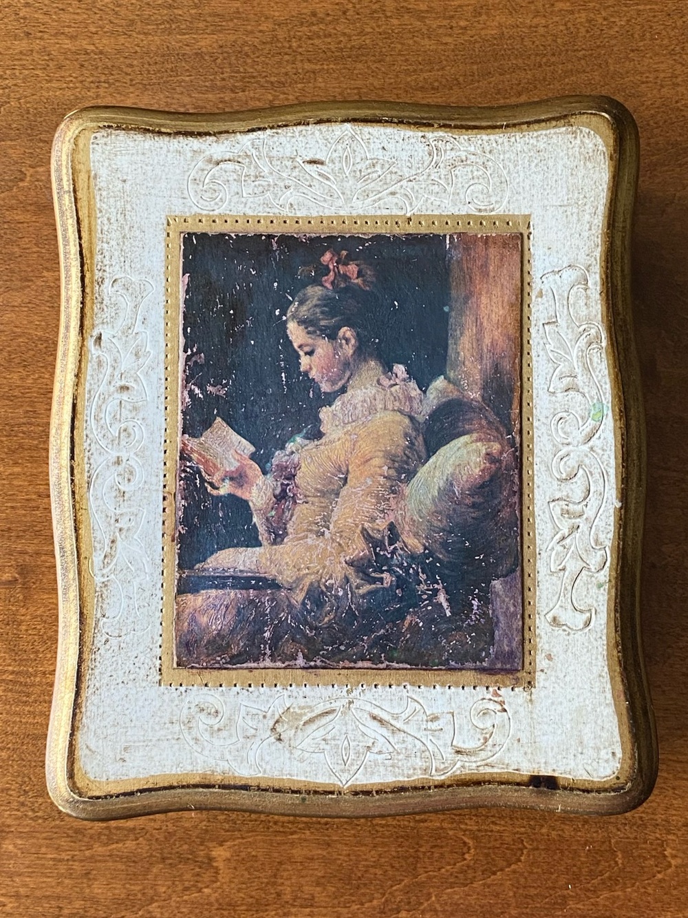 Vintage Mele gold and cream jewelry box